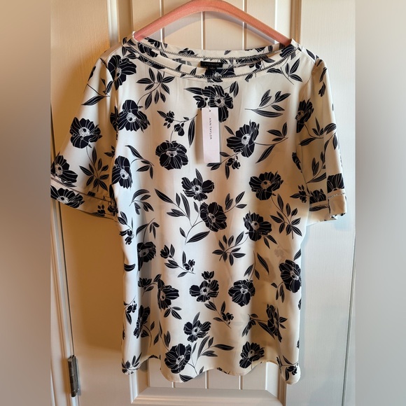Floral Navy print - Picture 1 of 3
